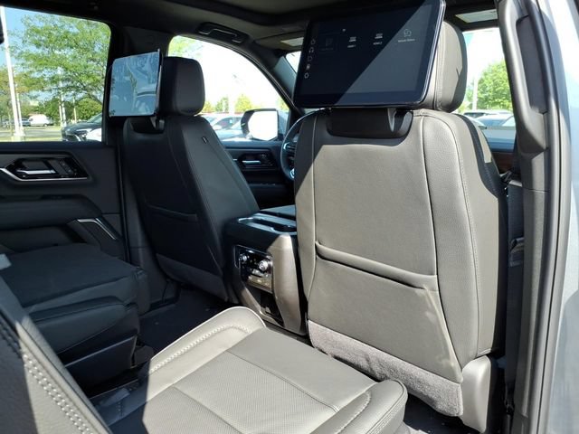 New 2026 GMC Yukon XL Denali w/ Denali Reserve Package AWD/4WD image 23