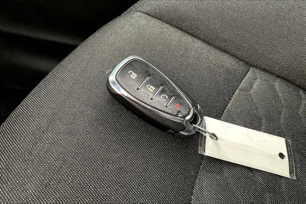 Used 2019 Chevrolet Equinox LT FWD image 10