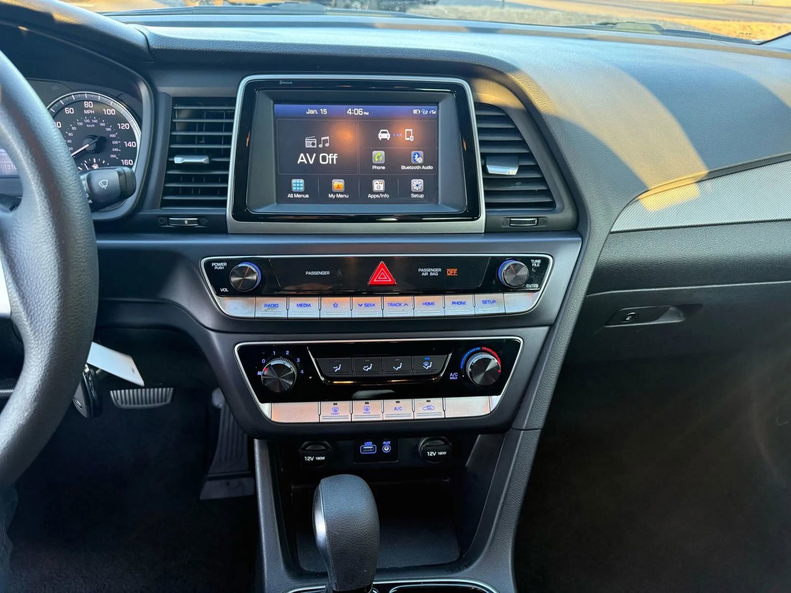 Used 2019 Hyundai Sonata SE FWD image 23