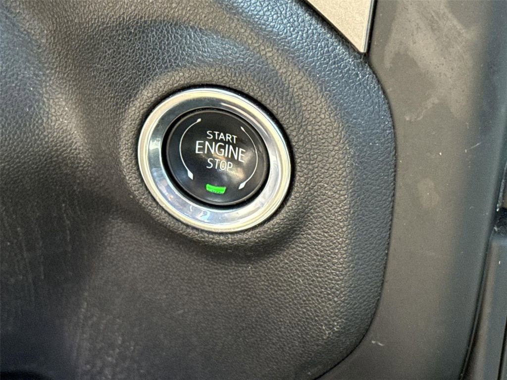 Used 2025 Chevrolet Silverado 1500 W/T image 15