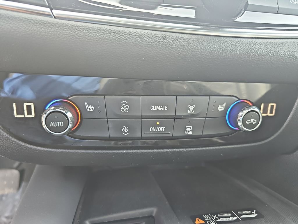 Certified 2023 Buick Enclave Essence w/ Experience Buick Package AWD/4WD image 26
