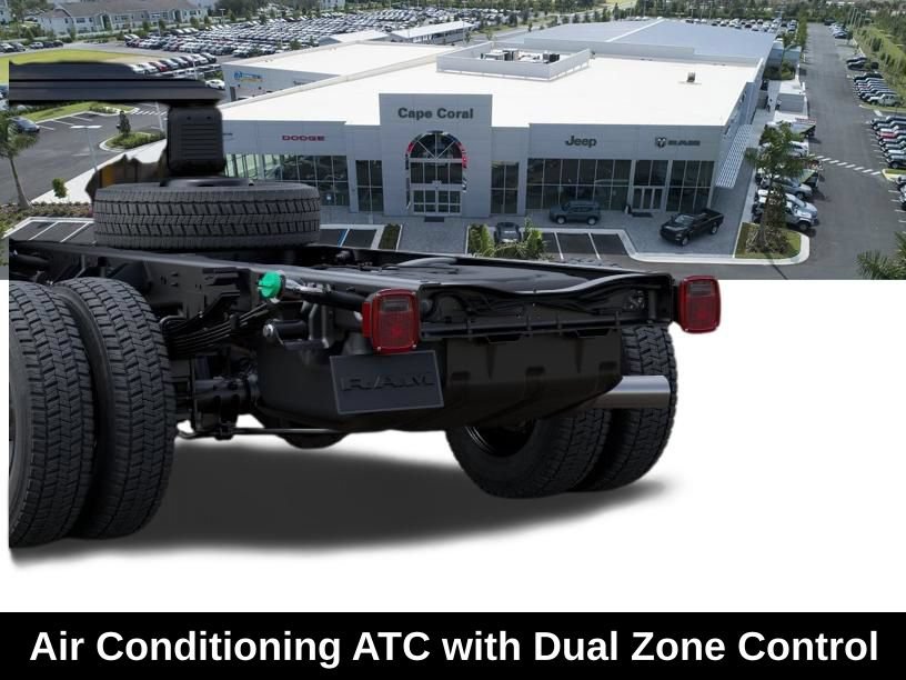 New 2026 RAM 5500 Tradesman AWD/4WD image 15