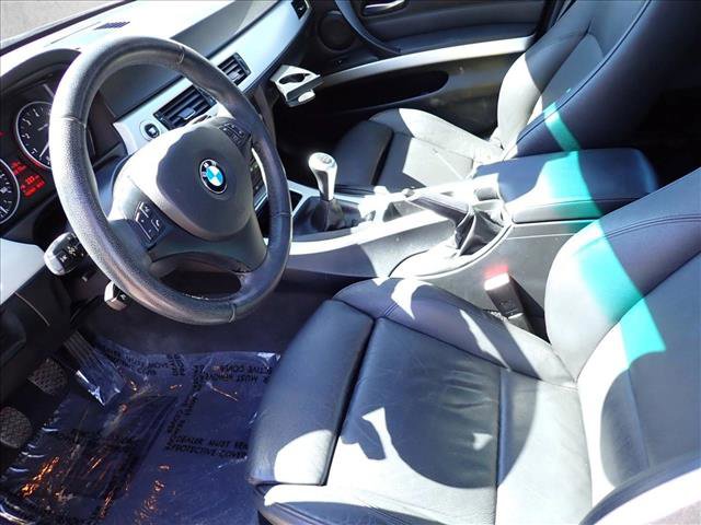 Used 2006 BMW 330xi Sedan AWD/4WD image 9