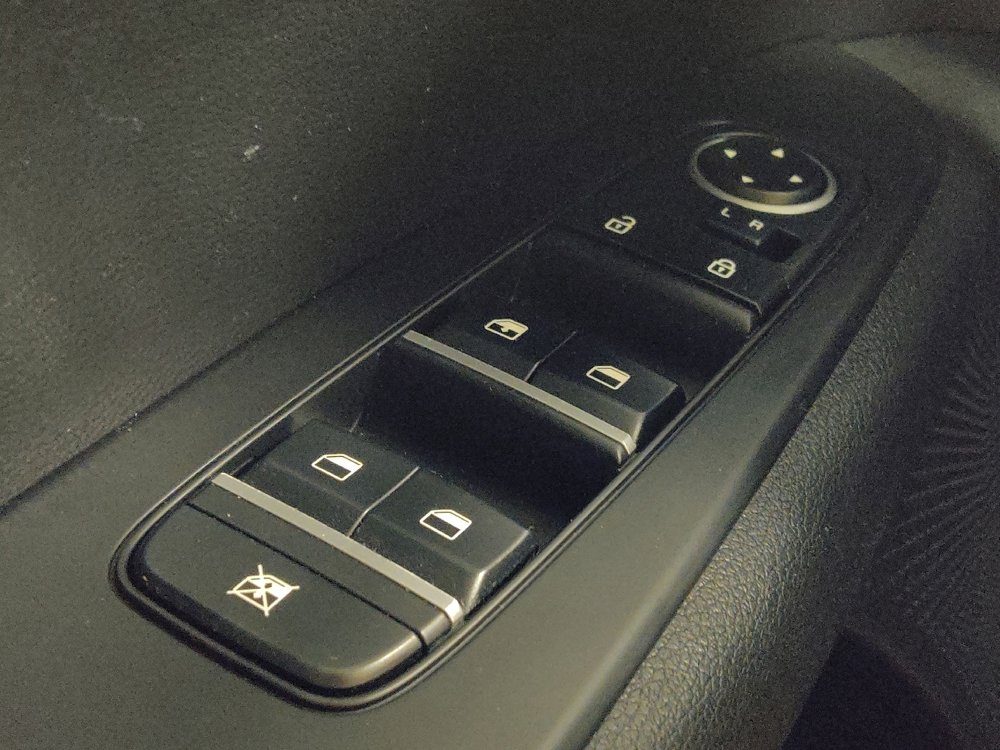 Used 2023 Kia Forte LXS image 27