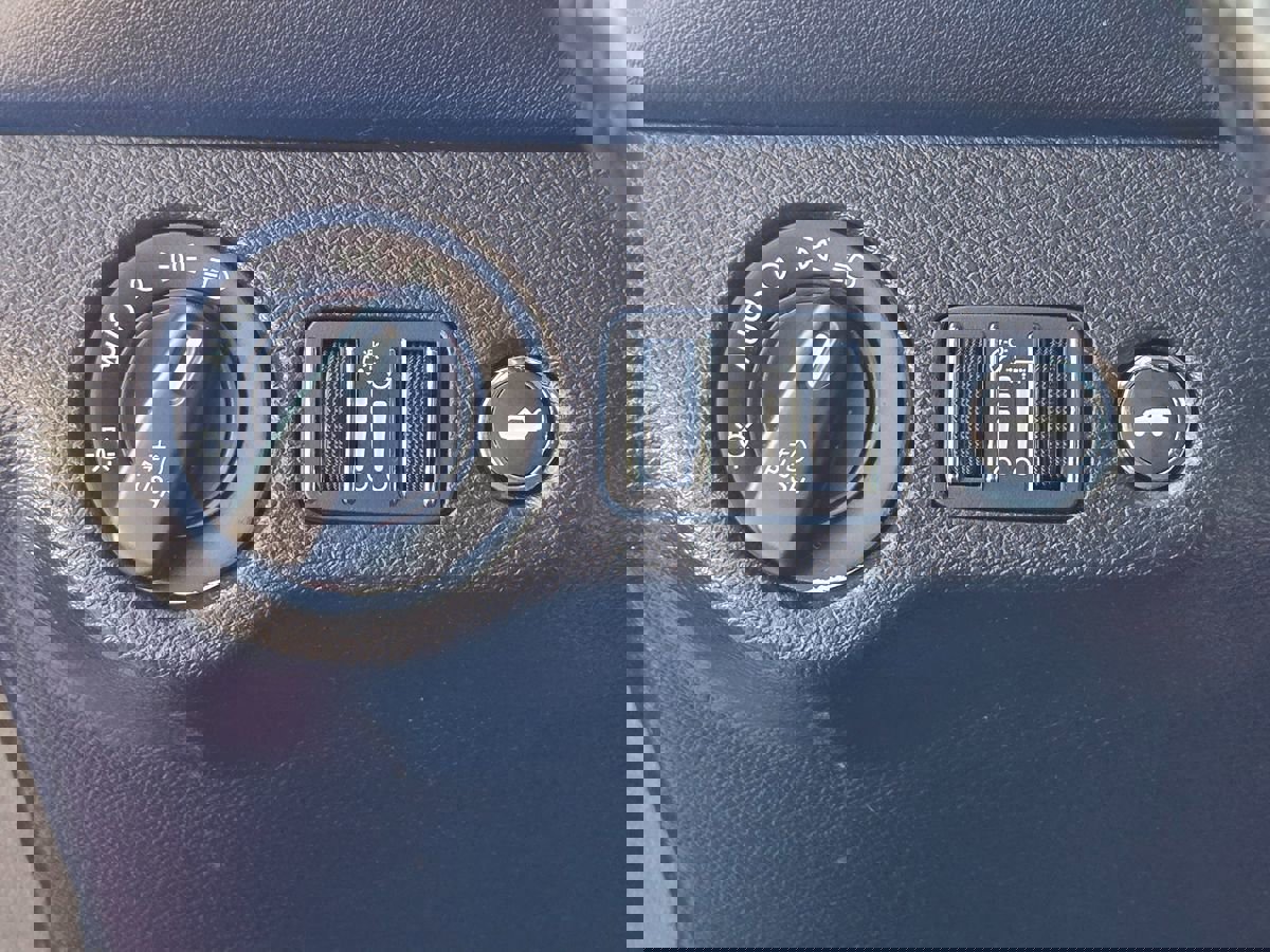 Used 2020 Dodge Challenger GT w/ Plus Package image 39