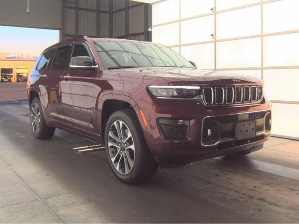 Used 2022 Jeep Grand Cherokee L Overland w/ Advanced Protech Group III image 3