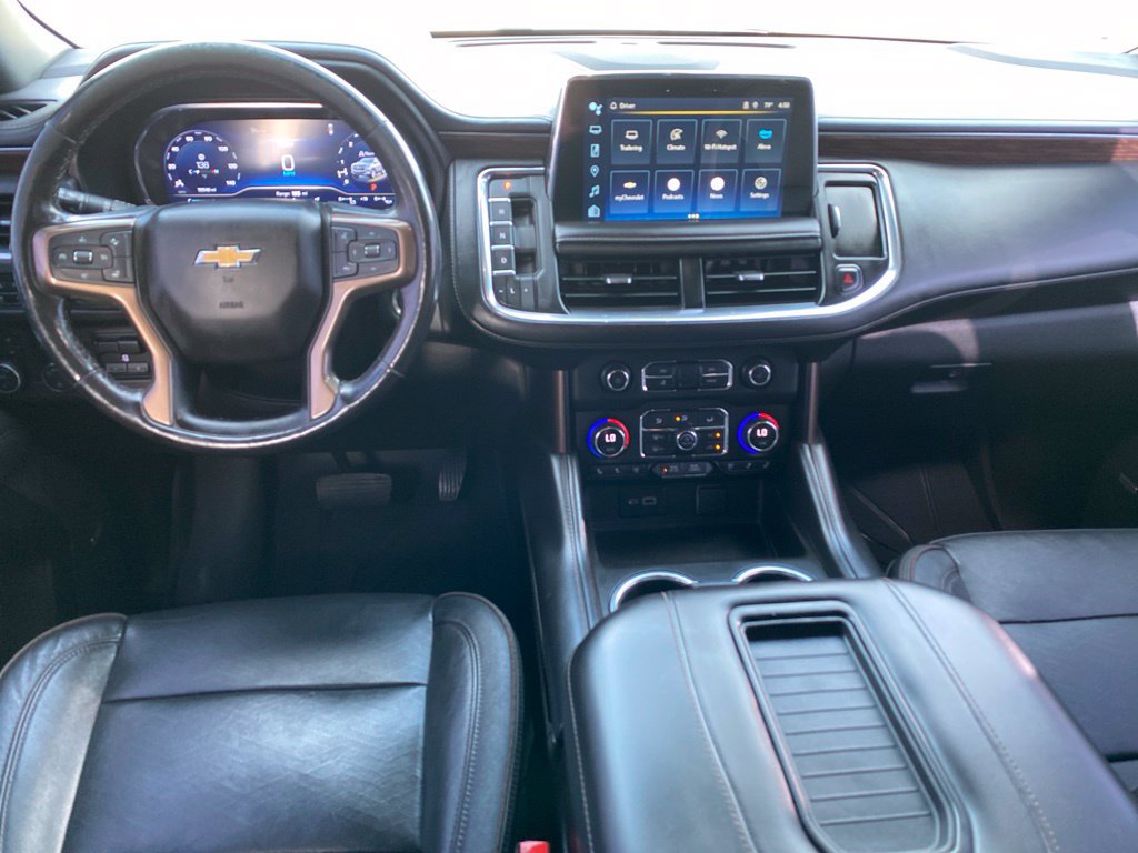 Used 2022 Chevrolet Suburban High Country AWD/4WD image 4