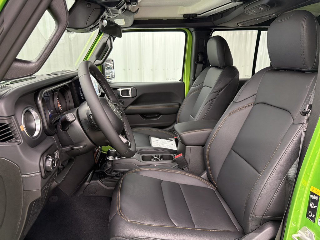 New 2026 Jeep Gladiator Sport AWD/4WD image 14