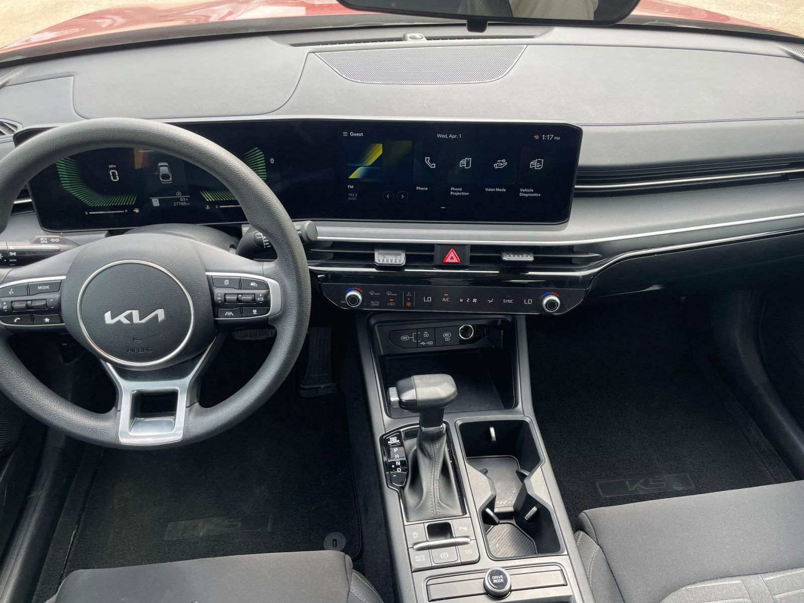 Used 2025 Kia K5 LXS image 17