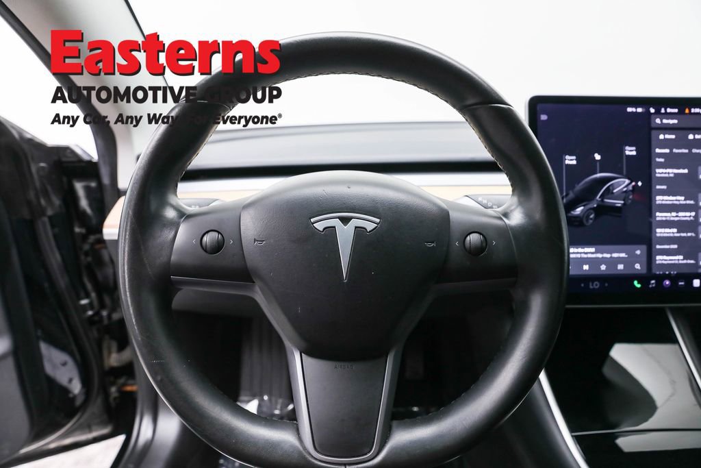 Used 2018 Tesla Model 3 Long Range image 10