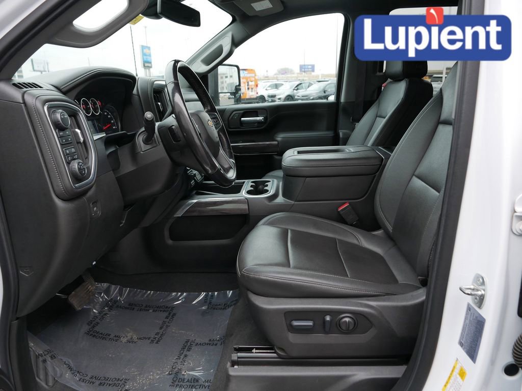 Used 2022 Chevrolet Silverado 2500 LTZ w/ LTZ Plus Package image 13