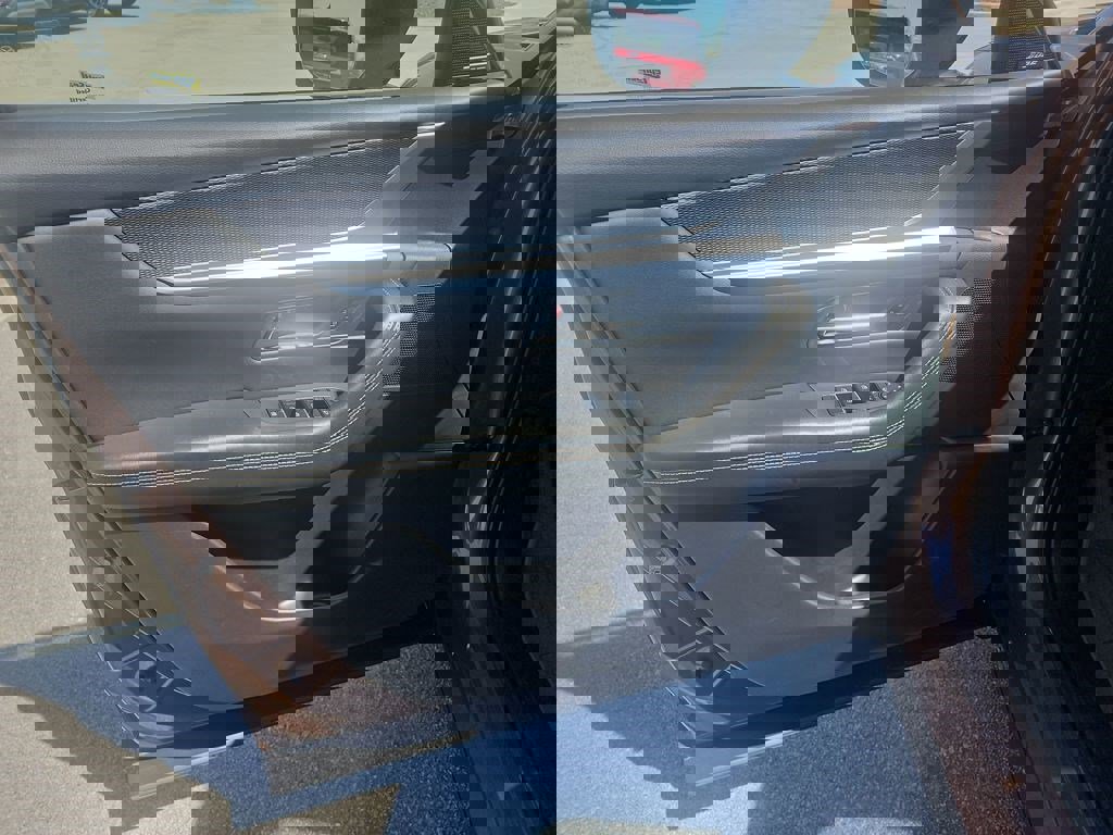 Used 2025 MAZDA CX-70 3.3 Turbo S w/ Premium Package image 14