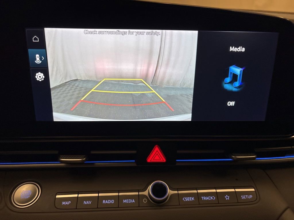 Used 2024 Hyundai Elantra SEL w/ Convenience Package image 19