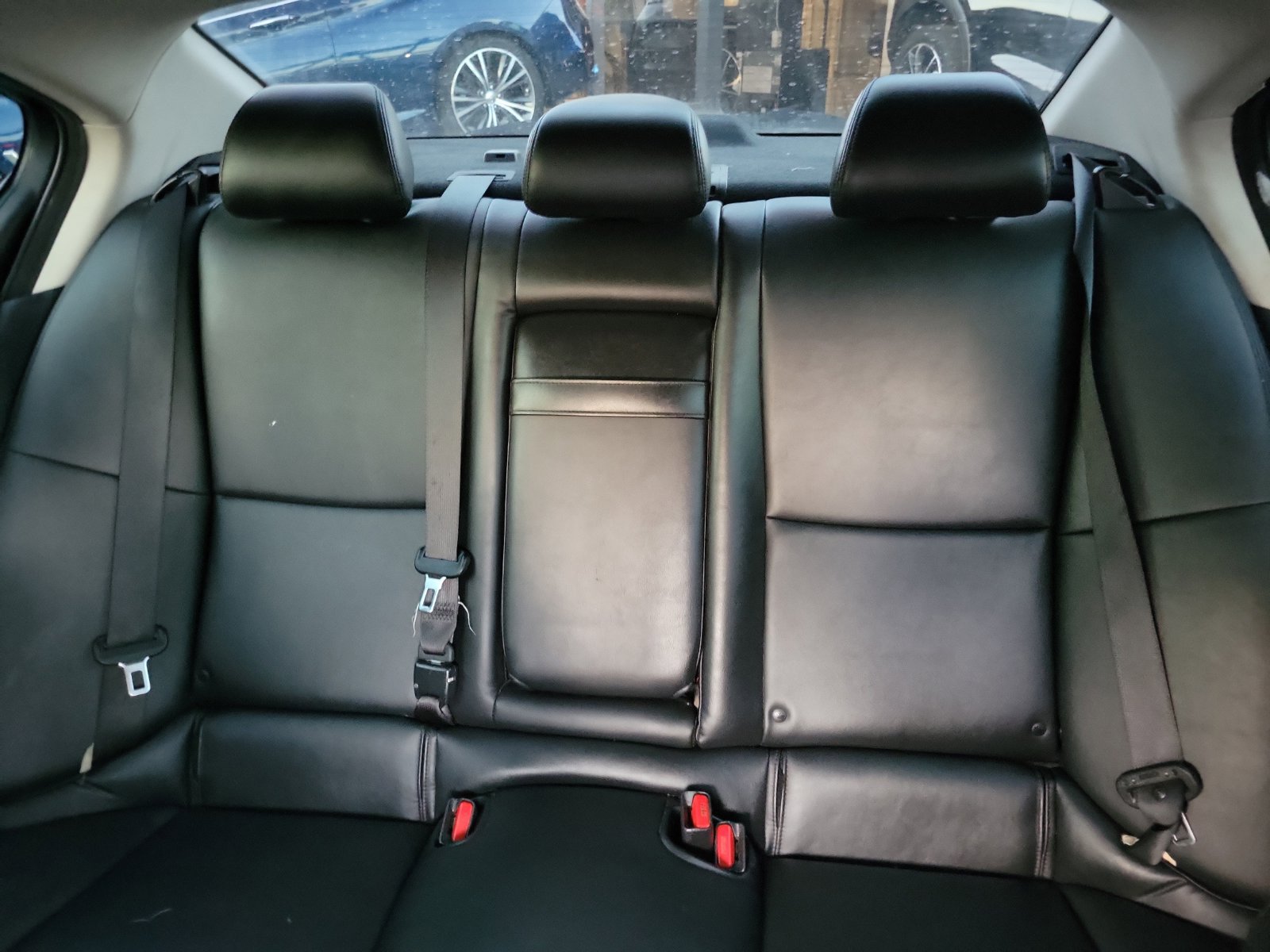 Used 2018 INFINITI Q50 Luxe w/ Essential Package (3.0T Luxe) RWD image 12