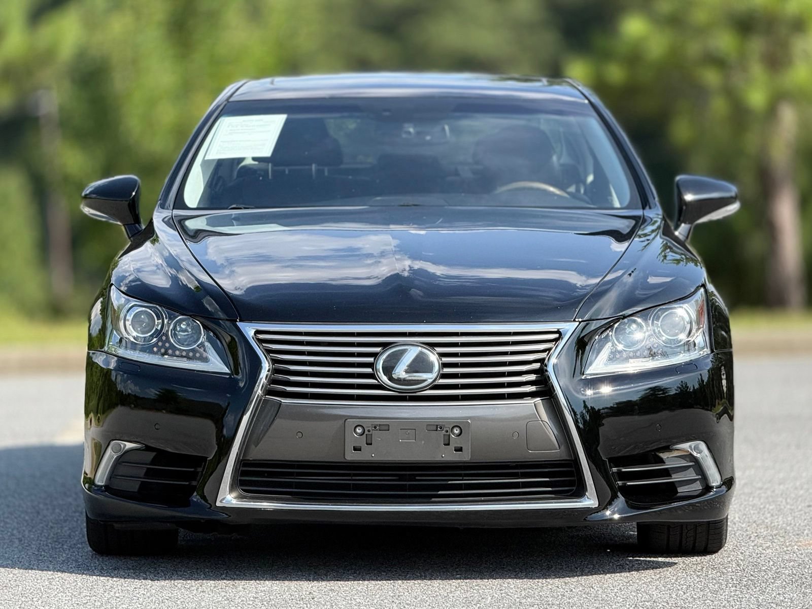 Used 2017 Lexus LS 460 L RWD image 3