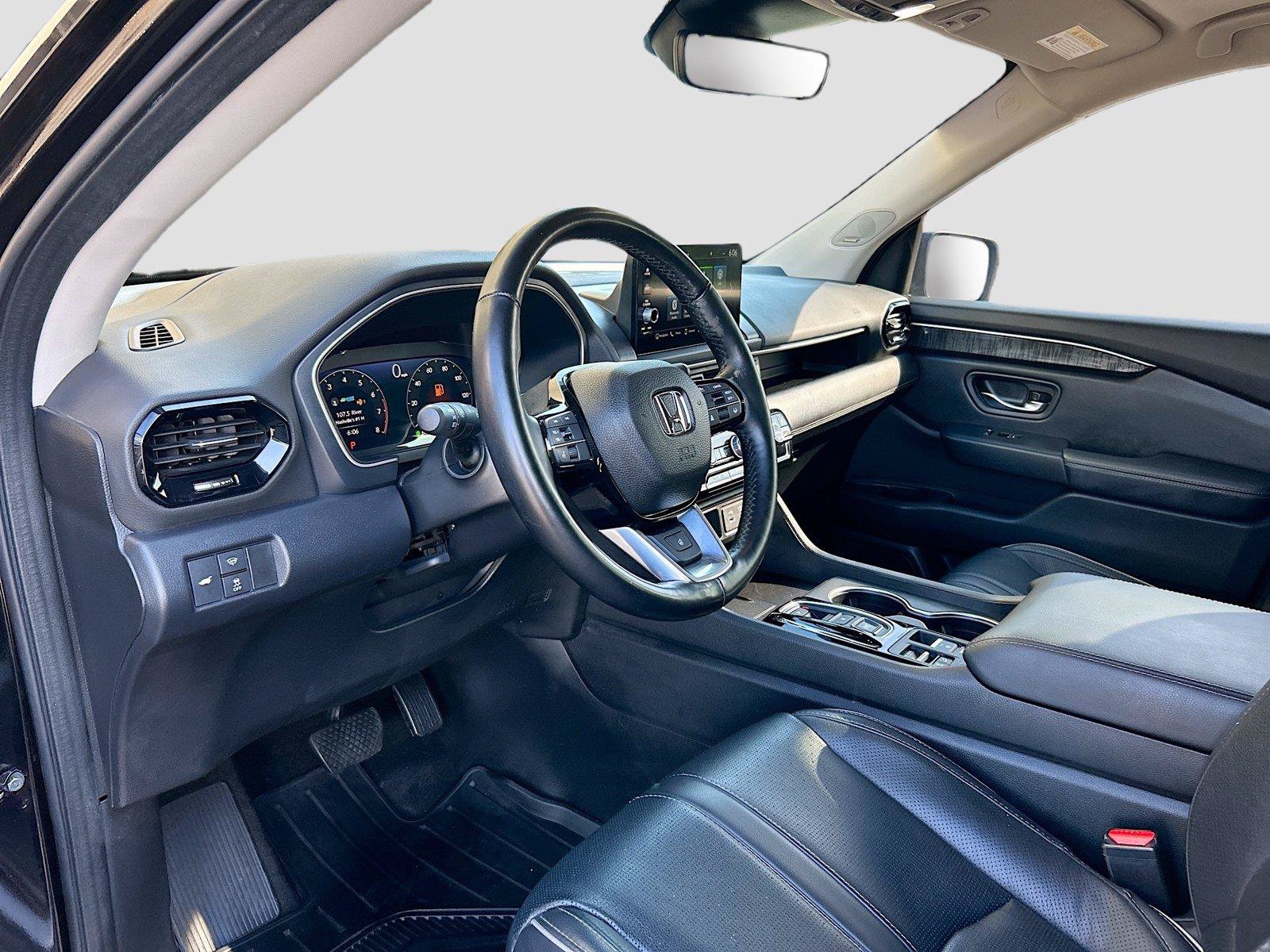 Used 2023 Honda Pilot Elite image 26