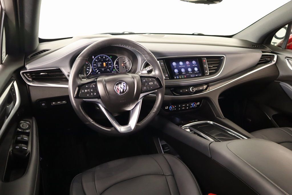 Used 2023 Buick Enclave Premium image 2