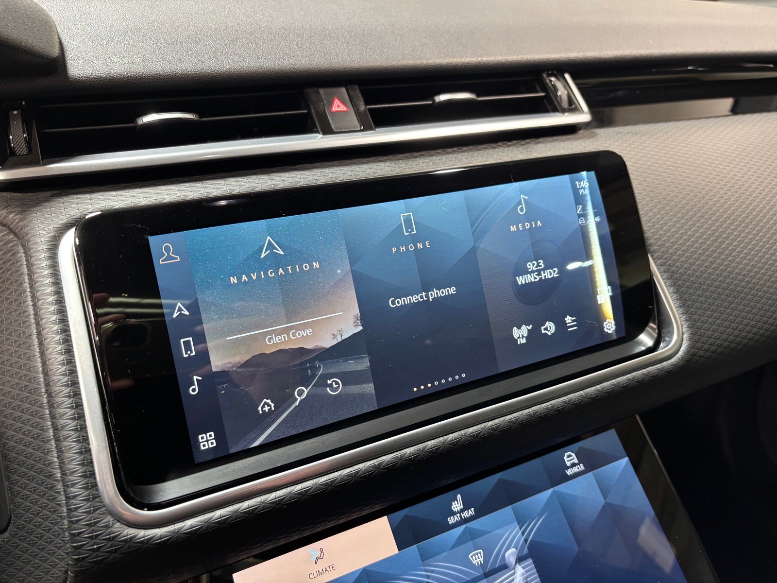 Used 2022 Land Rover Range Rover Velar R-Dynamic S AWD/4WD image 17