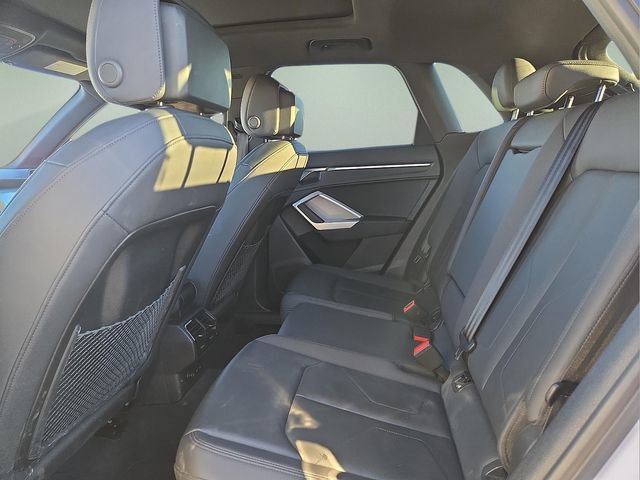 Used 2025 Audi Q3 2.0T Premium image 16