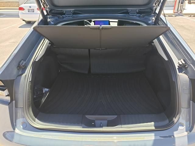 New 2026 Toyota Prius Plug-In Hybrid FWD image 7