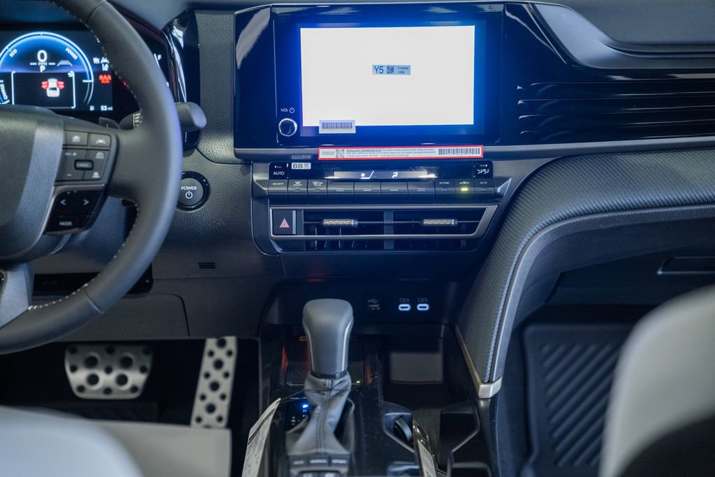 New 2026 Toyota Camry SE FWD image 19