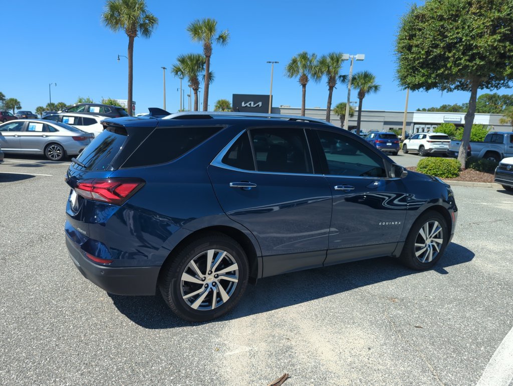 Used 2022 Chevrolet Equinox Premier FWD image 5