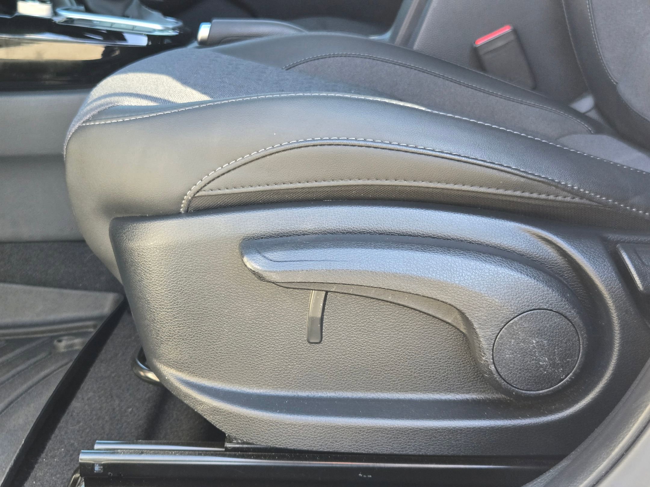 Used 2024 Kia Seltos X-Line image 23