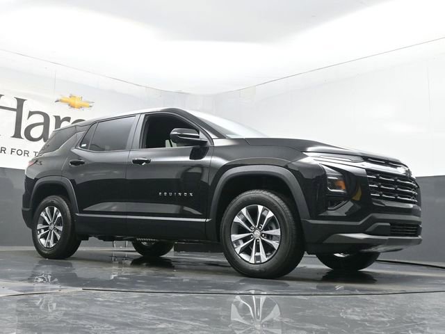 New 2026 Chevrolet Equinox LT w/ Safety and Technology Package image 2