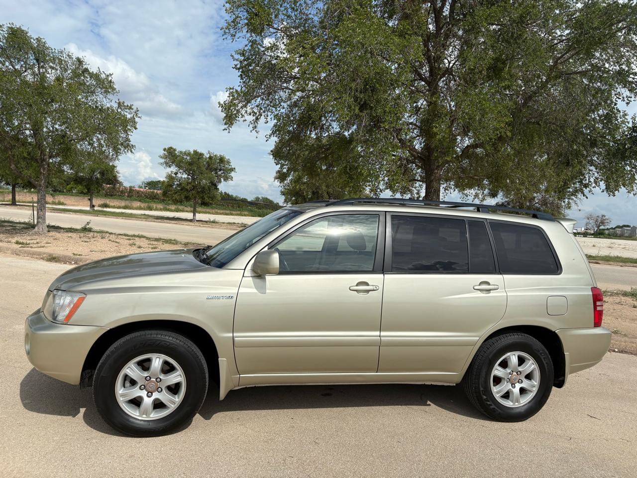 Used 2002 Toyota Highlander Limited FWD image 4