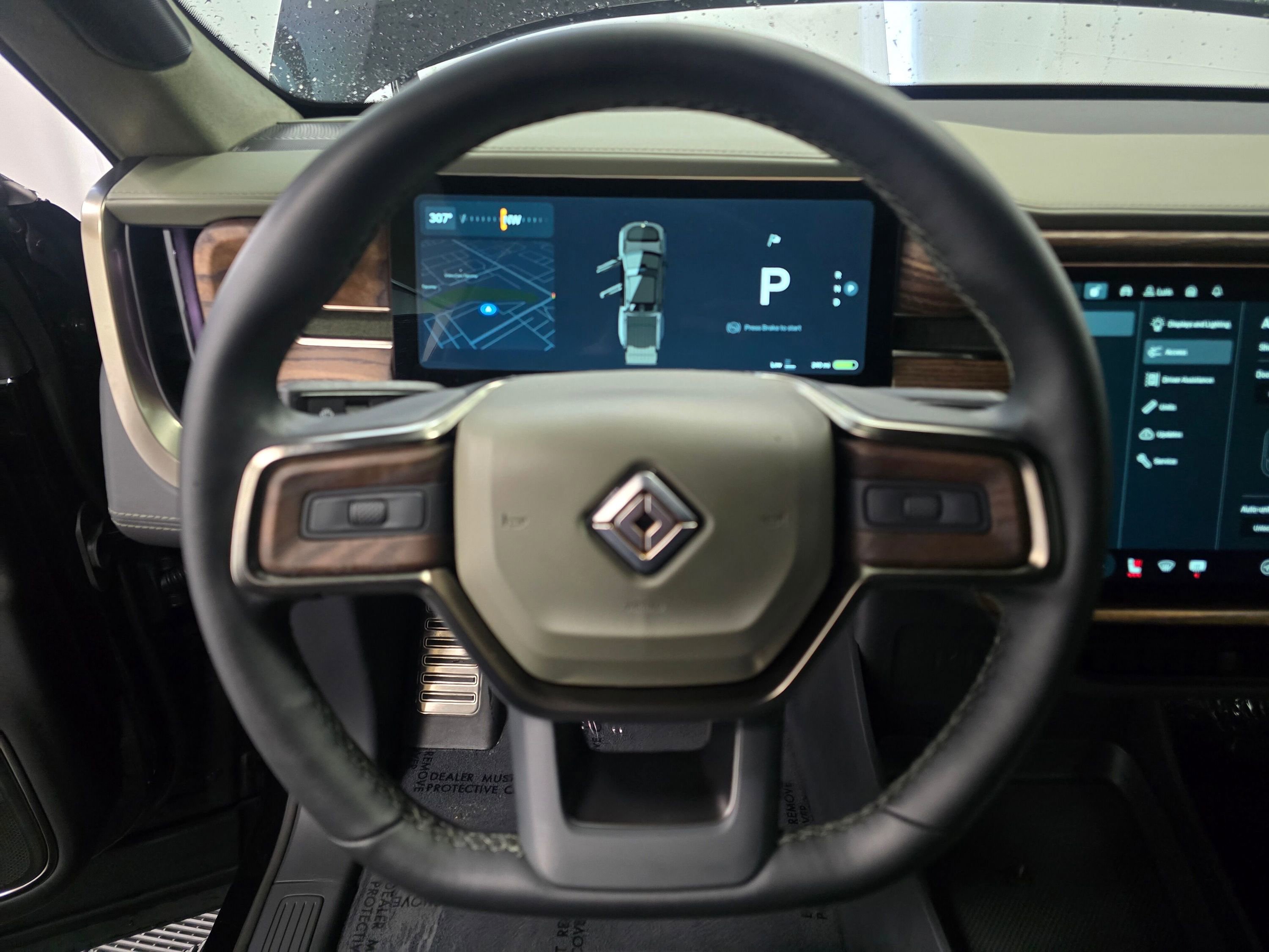 Used 2022 Rivian R1T Adventure image 14
