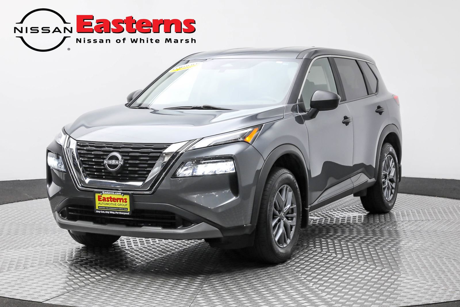 Used 2023 Nissan Rogue S image 1