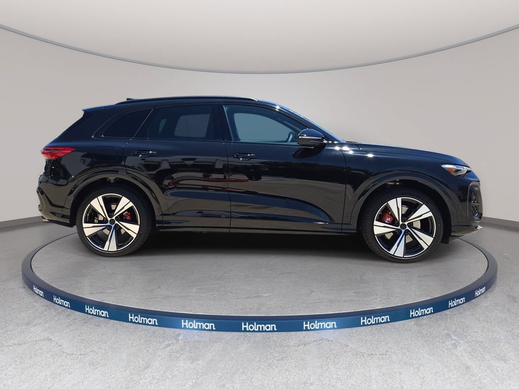 New 2026 Audi SQ5 Premium Plus AWD/4WD image 4