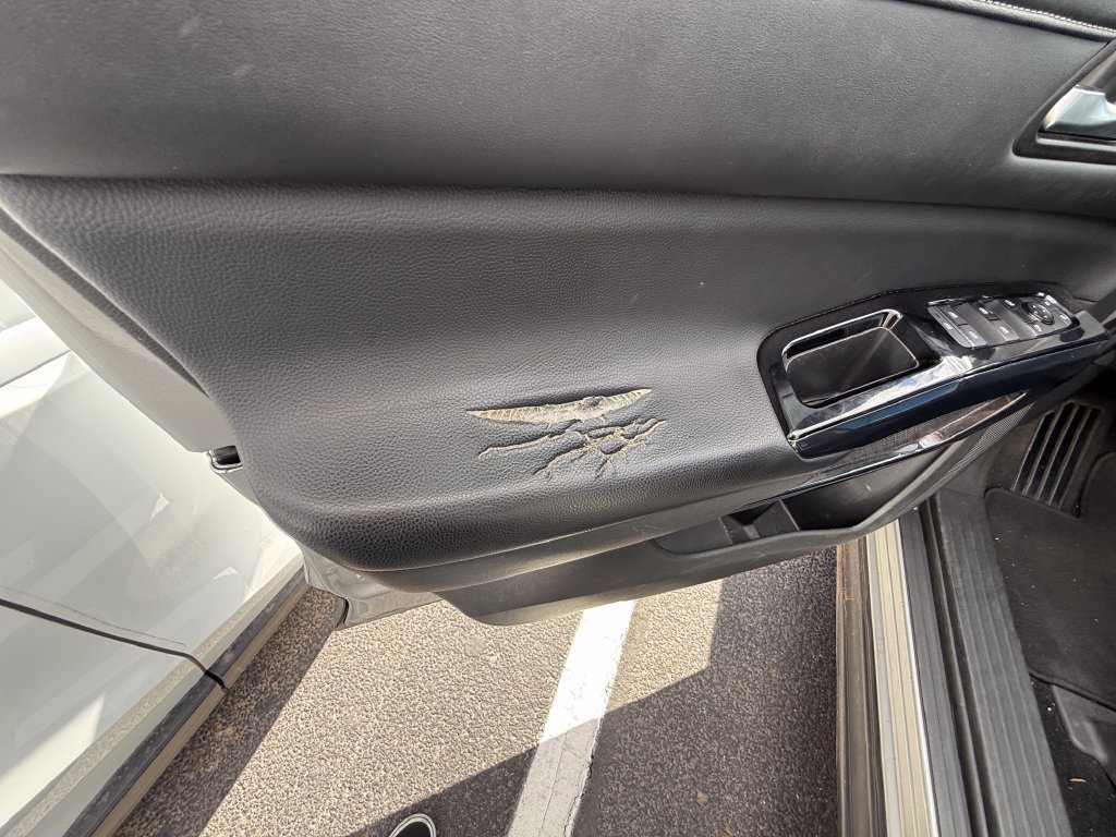 Used 2022 Nissan Pathfinder SV FWD image 19