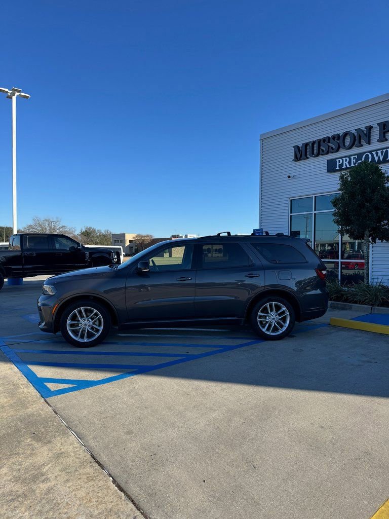 Used 2024 Dodge Durango GT image 3