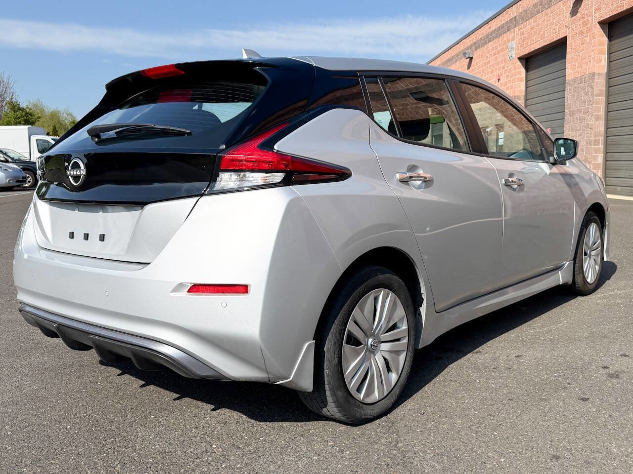 Used 2023 Nissan Leaf S FWD image 5