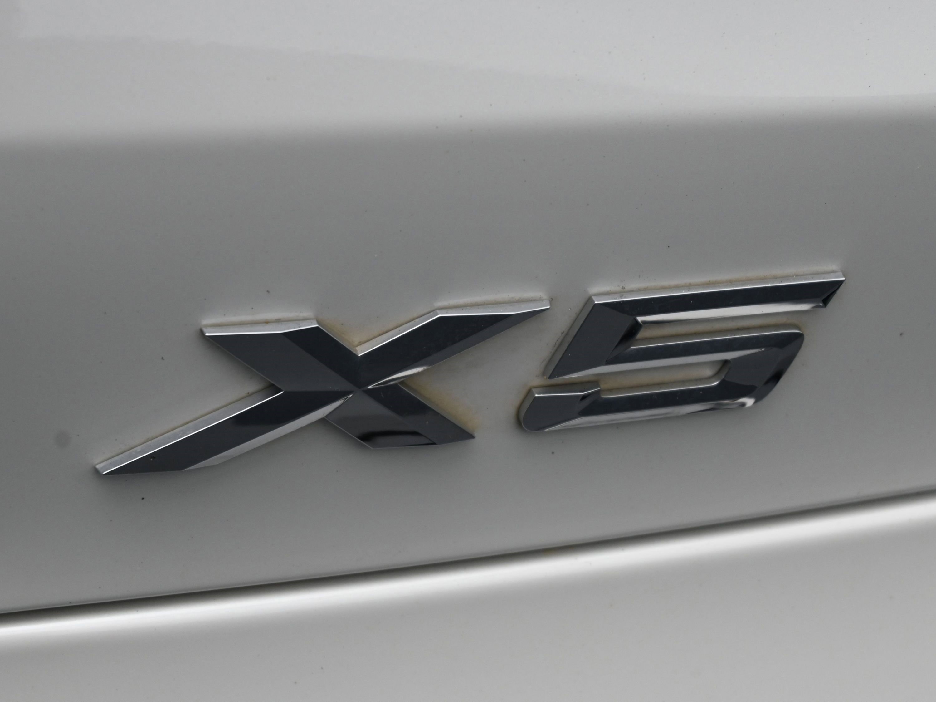 Used 2022 BMW X5 xDrive45e w/ Parking Assistance Package image 31