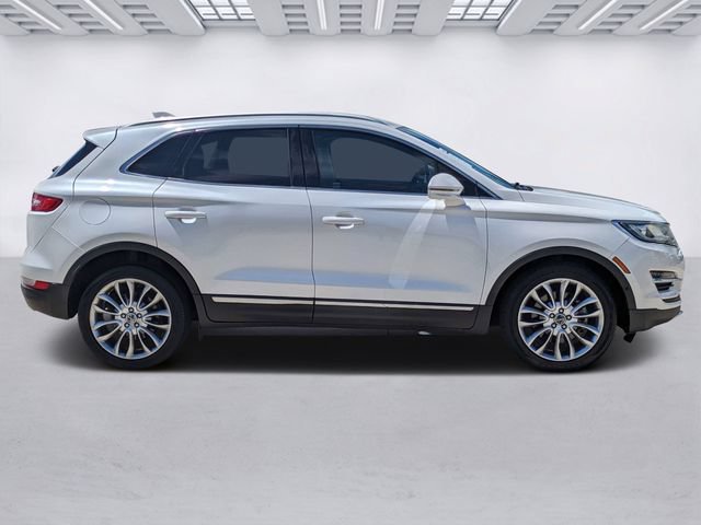 Used 2016 Lincoln MKC Reserve FWD image 3