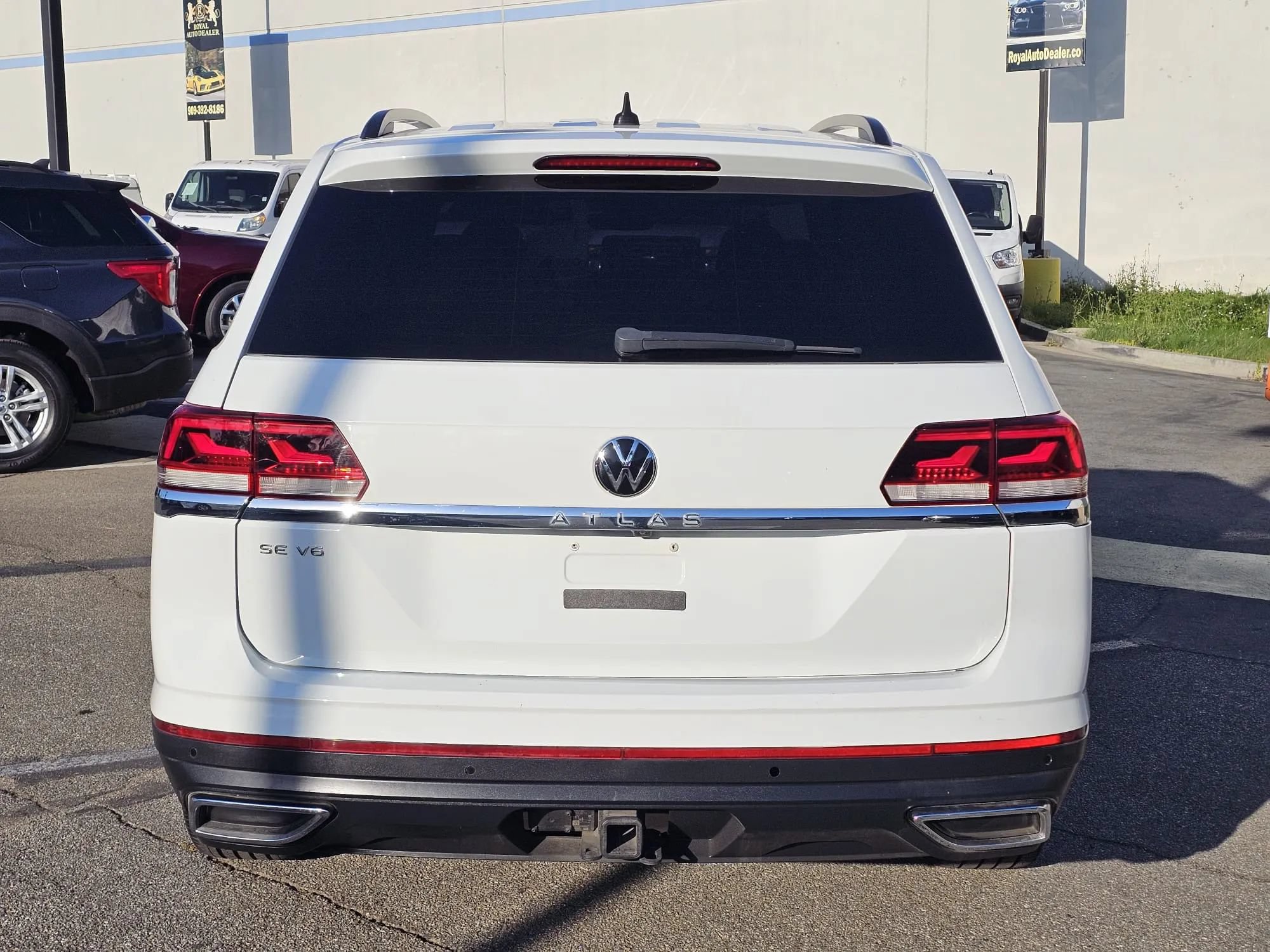 Used 2021 Volkswagen Atlas SE w/ Panoramic Sunroof Package FWD image 7
