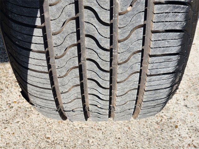 Used 2024 Nissan Rogue SV image 11