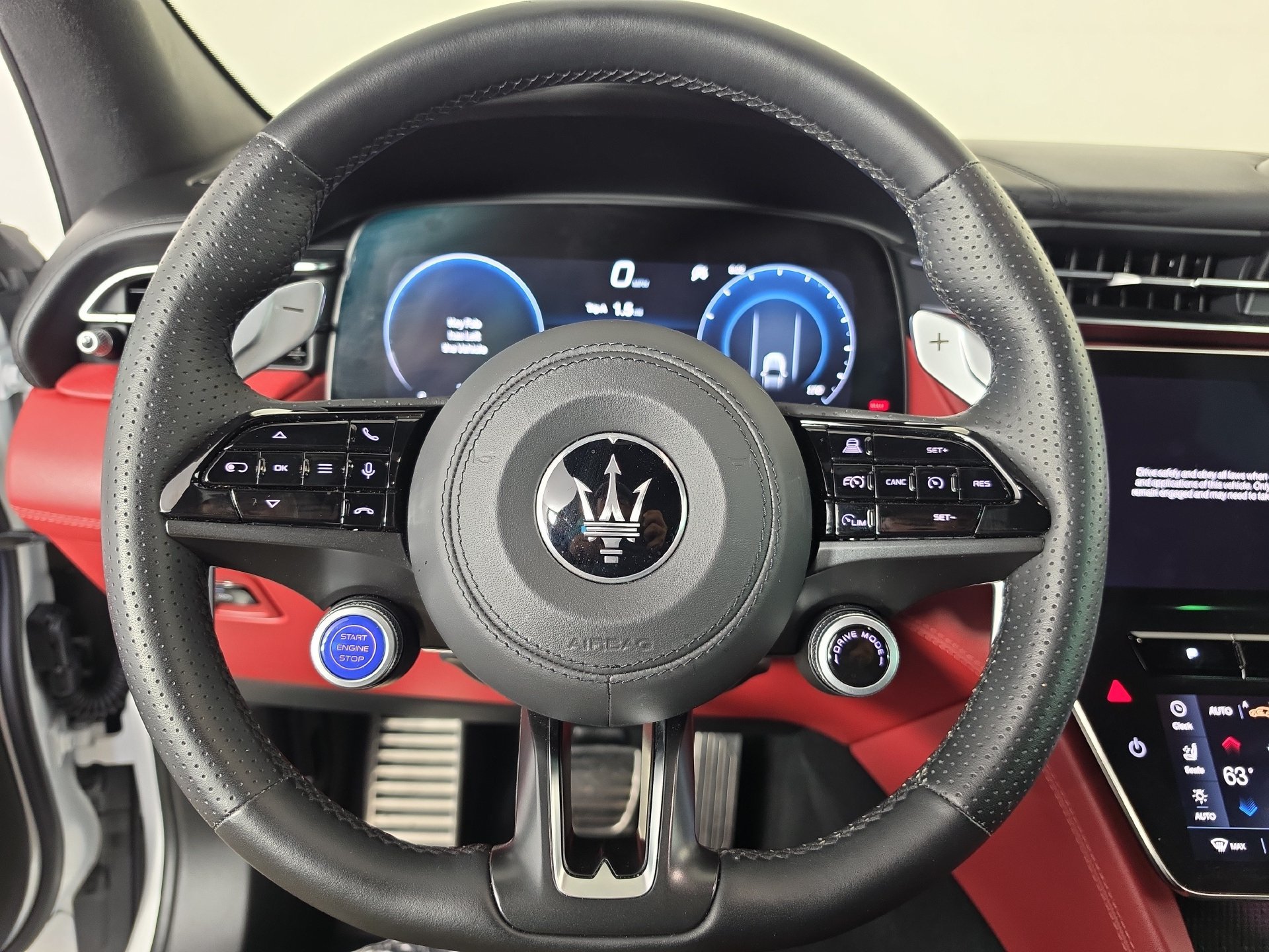 Used 2025 Maserati Grecale Modena AWD/4WD image 20
