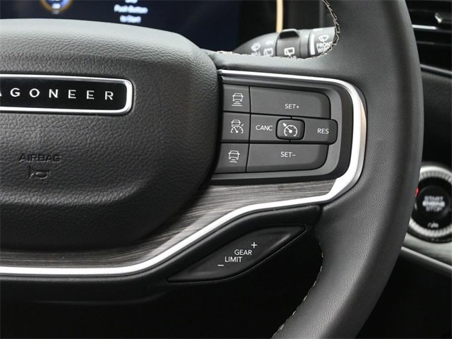 Used 2024 Jeep Wagoneer L Series II w/ Flexible Seating Group image 31