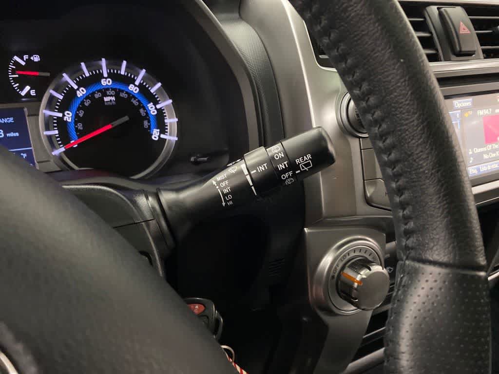 Used 2018 Toyota 4Runner SR5 Premium AWD/4WD image 23