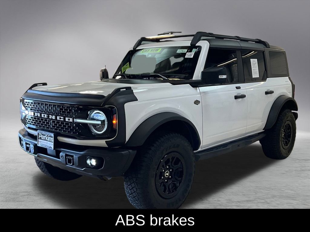 Used 2023 Ford Bronco Wildtrak image 4