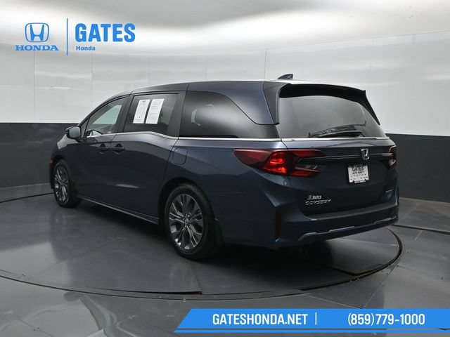 Certified 2026 Honda Odyssey Touring image 8
