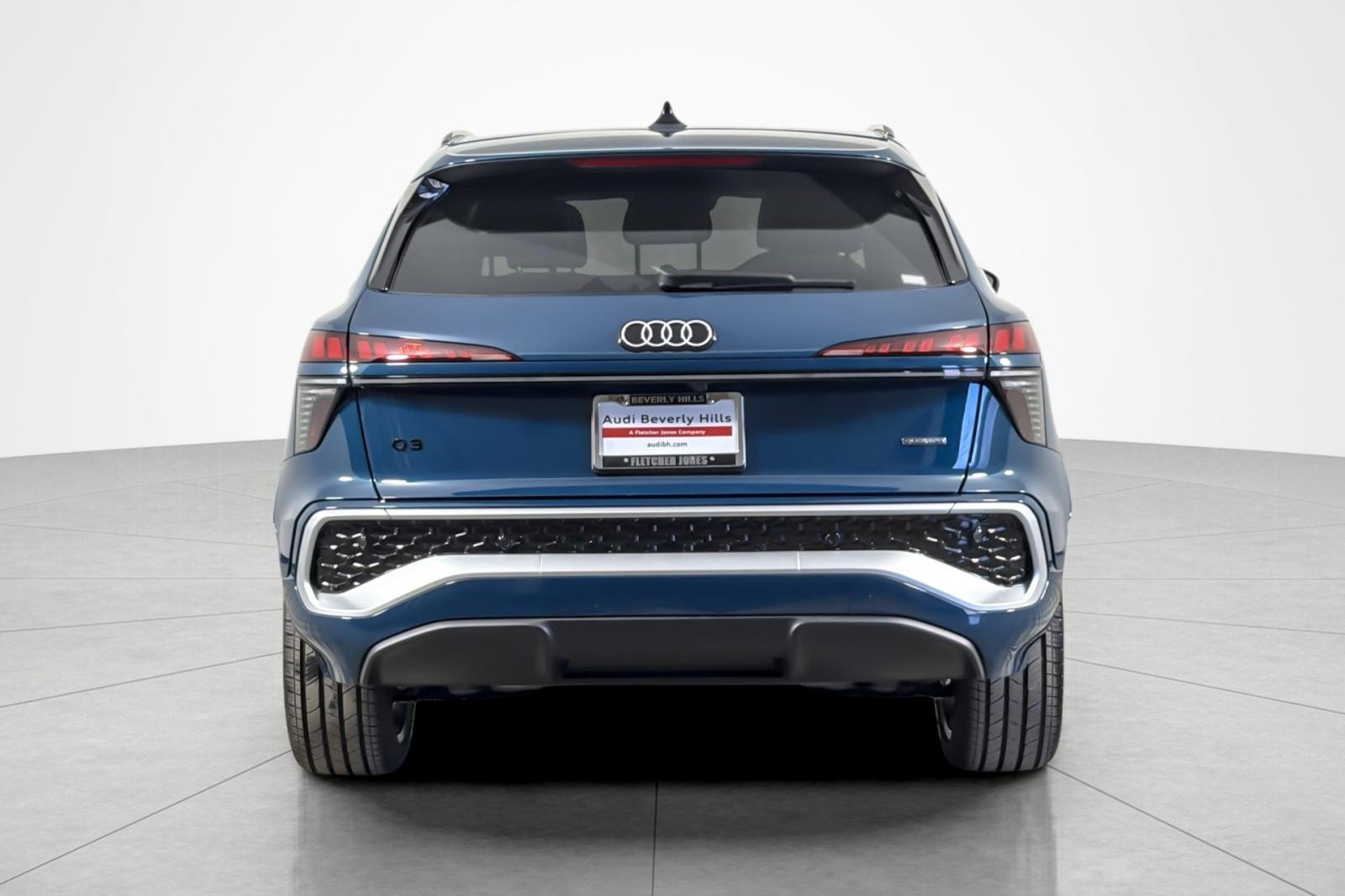 New 2026 Audi Q3 quattro 2.0T AWD/4WD image 5