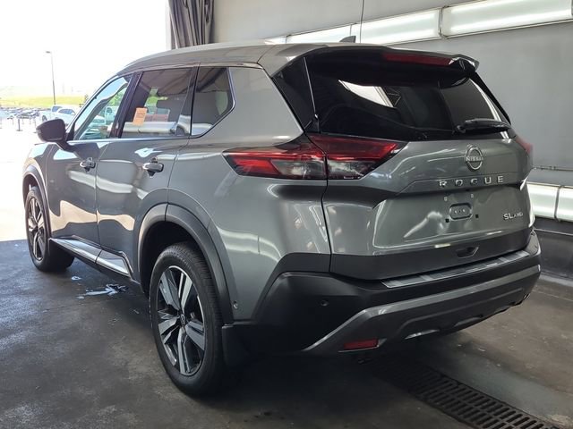 Used 2023 Nissan Rogue SL w/ SL Premium Package AWD/4WD image 3