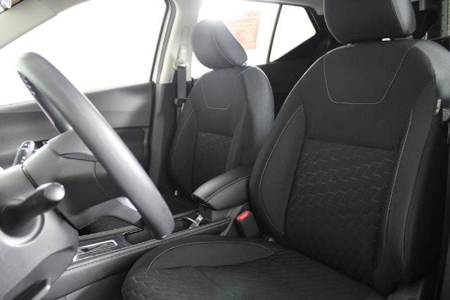 Certified 2023 Nissan Kicks SV FWD image 19