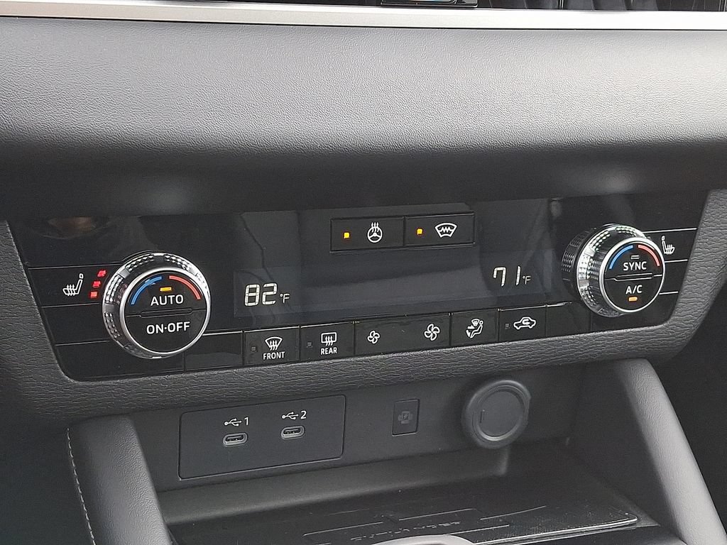 New 2026 Mitsubishi Outlander SE AWD/4WD image 8