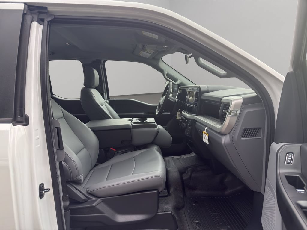Used 2025 Ford F250 XL w/ 360-Degree Camera Package RWD image 15