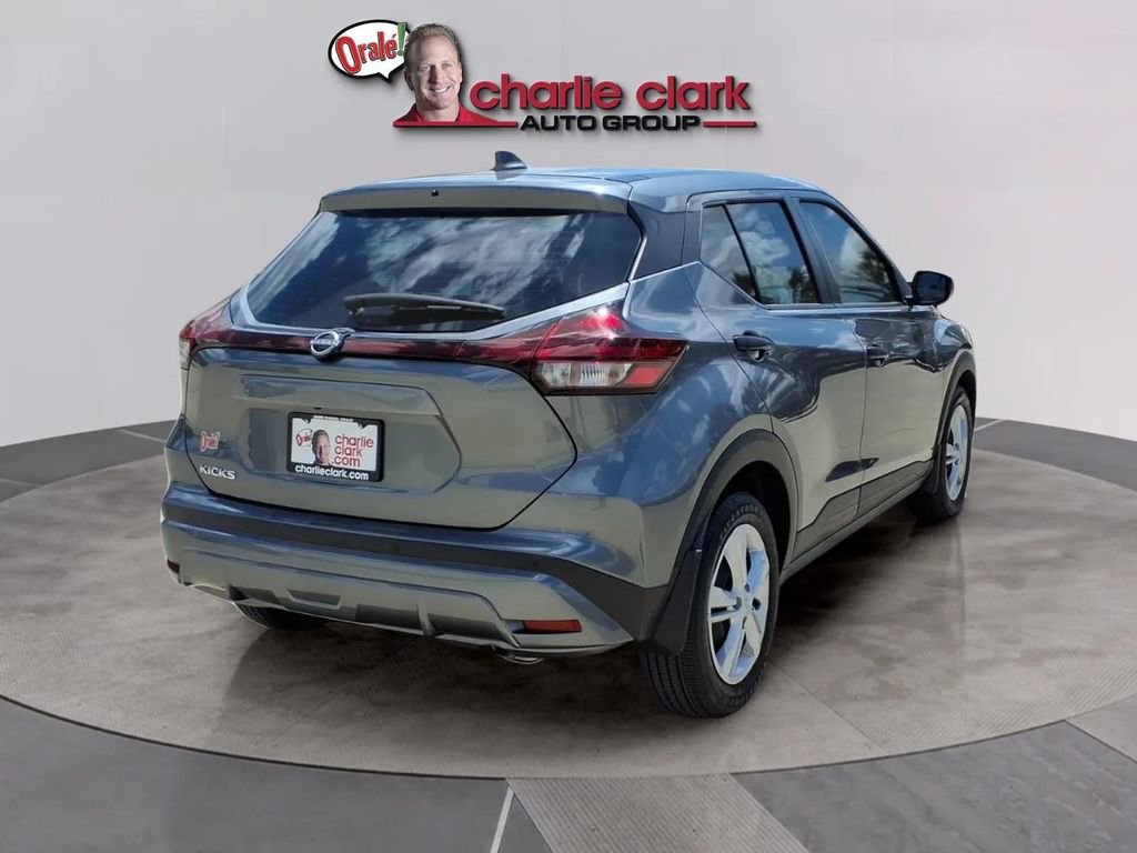 Used 2025 Nissan Kicks Play S image 5